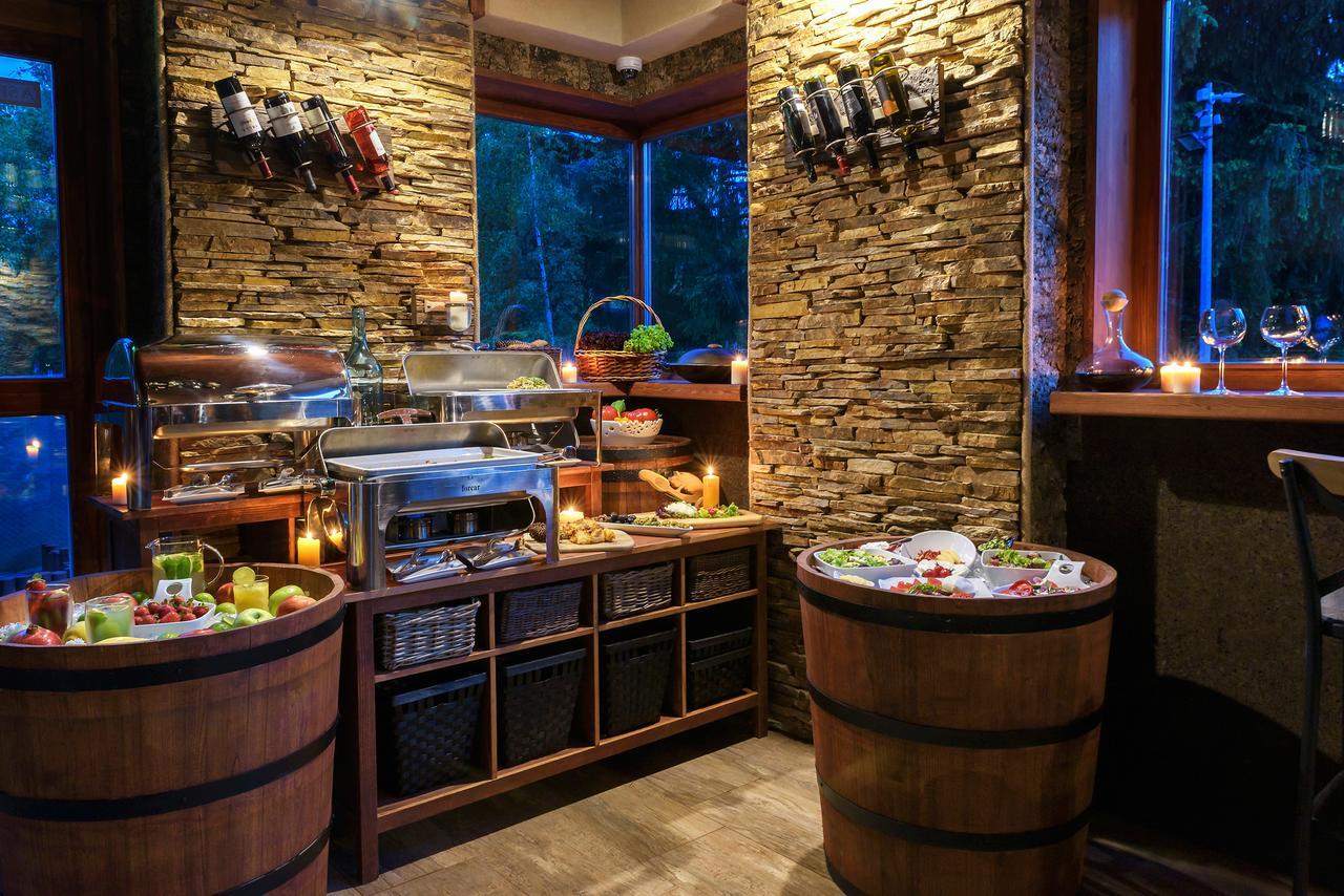 Pinus Villas Lodge With Private Jacuzzi & Phyto-Sauna Retreat Zheleznitsa Екстериор снимка